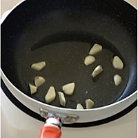 小炒五花肉的做法图解1