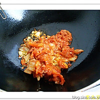 泡菜炒豆腐的做法图解2